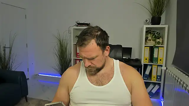 John-E-Dough live sex cam