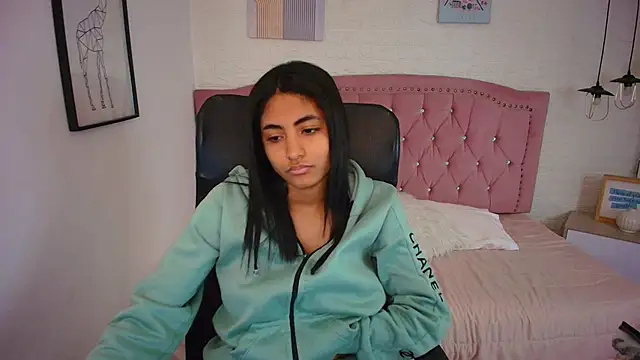 shaneelle live sex cam