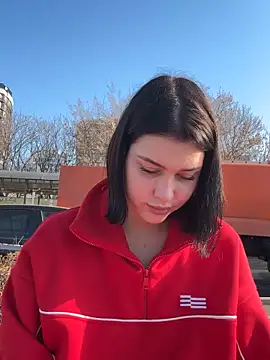 KikiWatson live sex cam