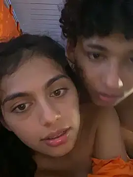 Nezuko-uWux live sex cam