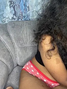 SukiyamaAsia live sex cam