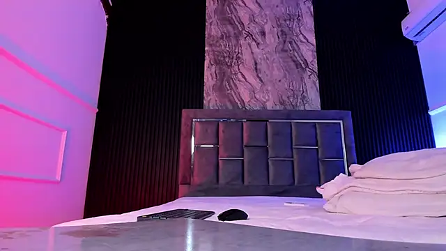 Sienarosewood live sex cam