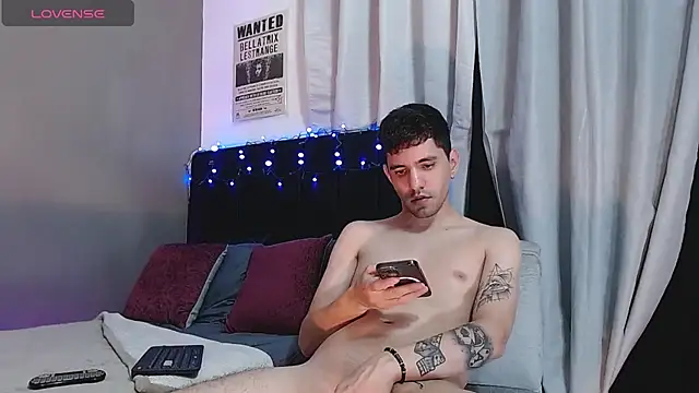 Matteo12_ live sex cam