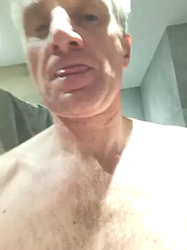 Vintermelon2 live sex cam