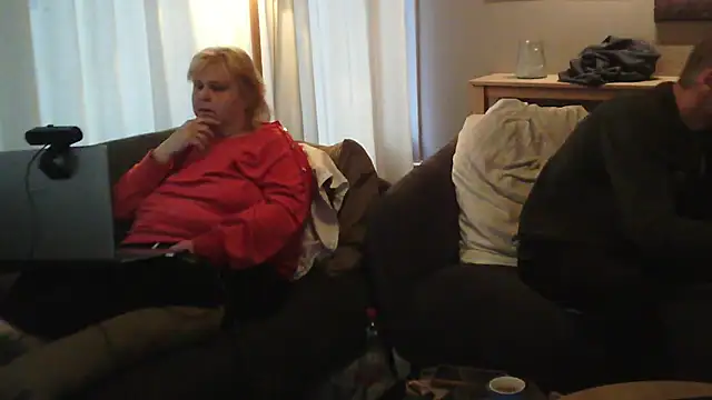 Sylviastar46 live sex cam