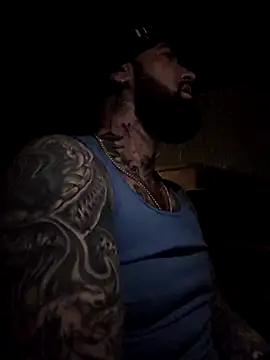 Beardedtattood live sex cam