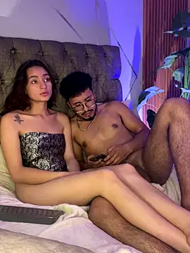 Noa_N_Luxy live sex cam