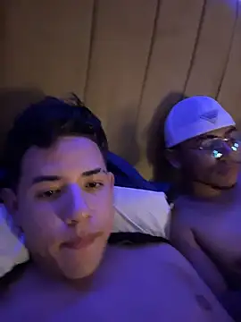 noahurda21 live sex cam