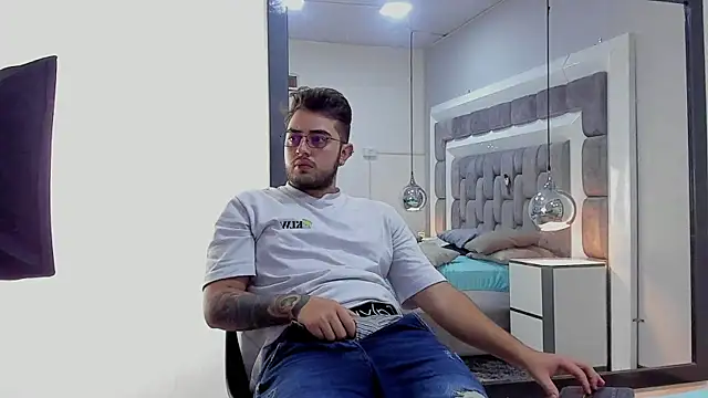 Ethan_Greys live sex cam