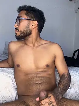 TU-MORENOO live sex cam