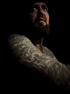 Beardedtattood live sex cam