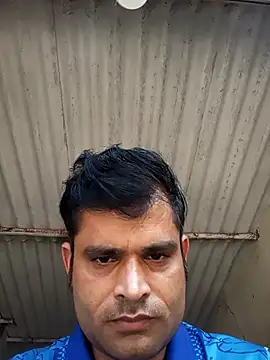 Priynkarani live sex cam