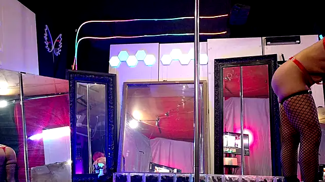 MadisonMarie live sex cam