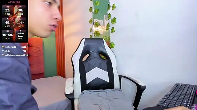 Aisha_andy live sex cam