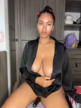 Mia_sweet80 live sex cam