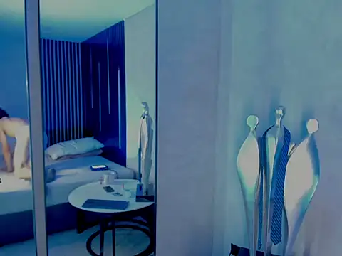 Val_Guerra live sex cam