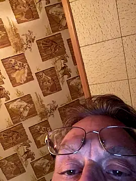 Tonybaloney1972 live sex cam