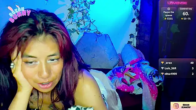 Roxanbunny1 live sex cam