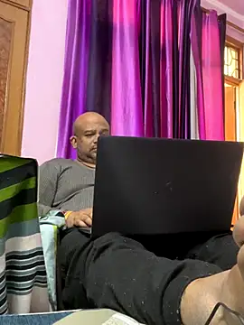 Dick_6inches_Delhi live sex cam