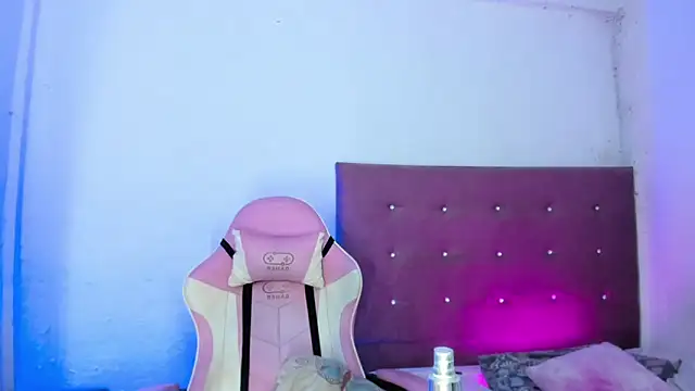 OSORIOMAFE live sex cam