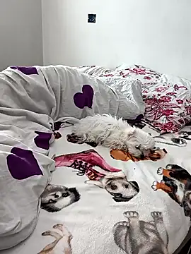 carlina28 live sex cam