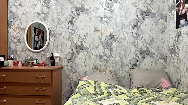 Cuteviola live sex cam