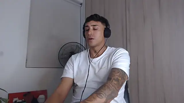 felipelopezz23 live sex cam