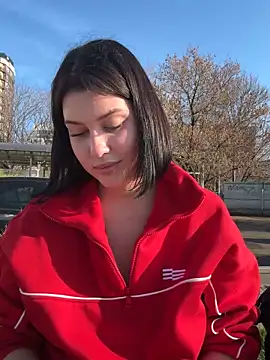 KikiWatson live sex cam