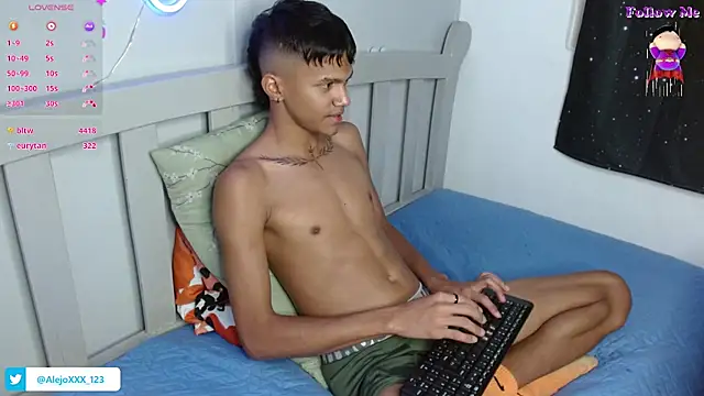 loistwink_ live sex cam