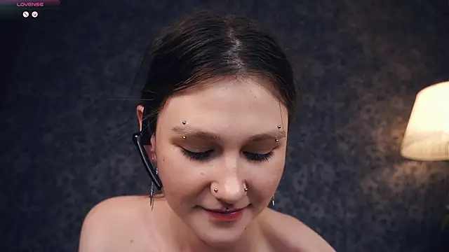 MoiraHavins live sex cam