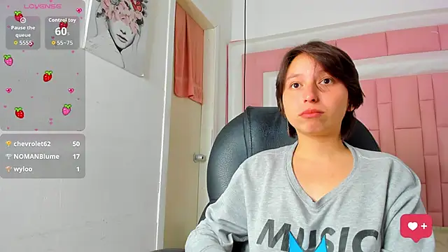 Klaret_Toy live sex cam