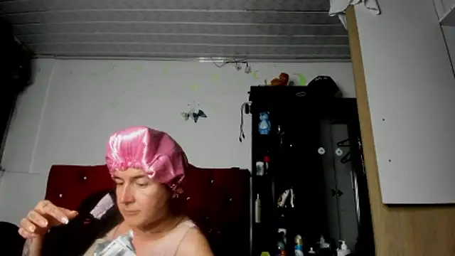 Sweet-Suck69 live sex cam