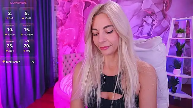 BellaRayyy live sex cam