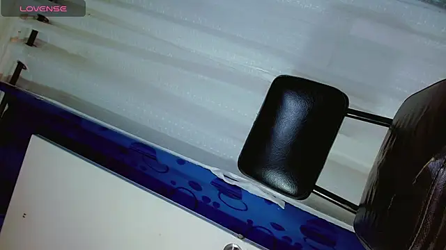 chairahot2 live sex cam