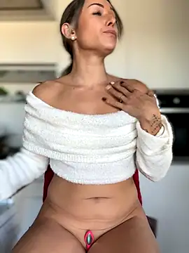 petrouchkaaa_ live sex cam