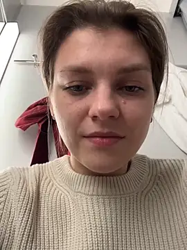 ValenciaShock live sex cam