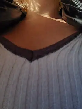 MILFBARBY live sex cam