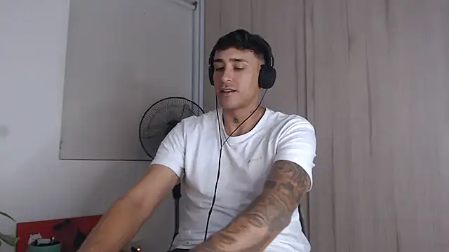 felipelopezz23 live sex cam