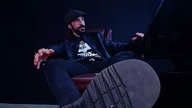 AxelColton live sex cam