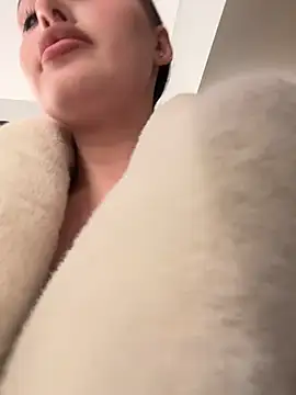 KiraSunshine live sex cam