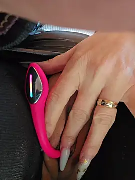 MILFBARBY live sex cam