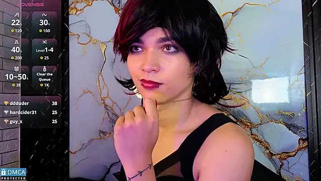 MaeveKuro live sex cam