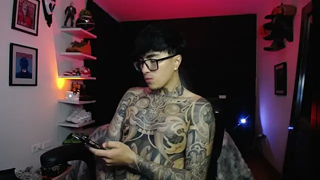 jung_dragon live sex cam