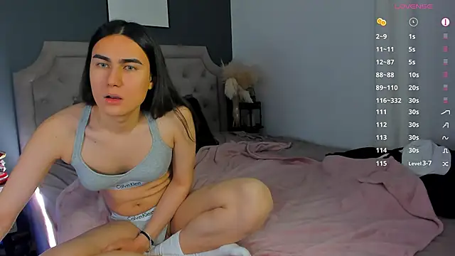 HeyAlena live sex cam