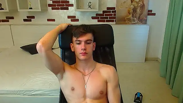 BradyFlint live sex cam