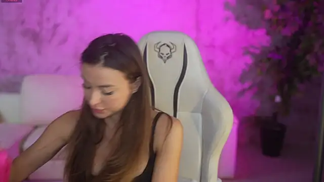 Luna_secretgirl live sex cam