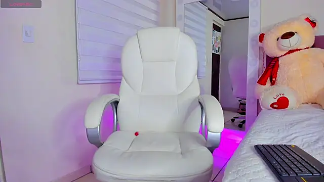 isaa_19 live sex cam