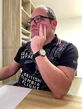 coupleLatinaLovers live sex cam