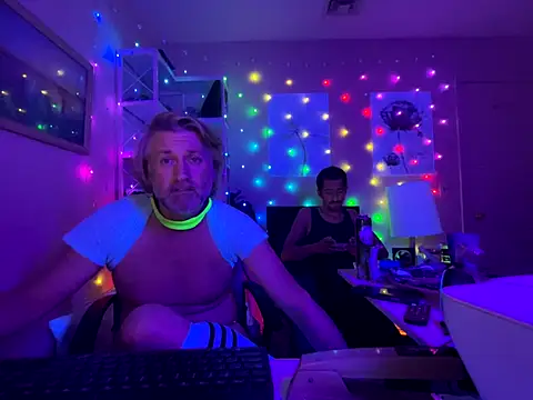 LINYguy live sex cam