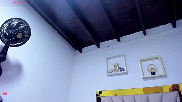 vahiolet_fuentes live sex cam